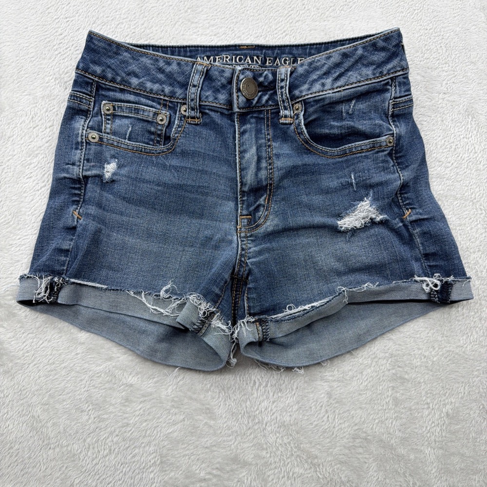 American Eagle Super Stretch Low Rise Women's Jean Shorts Size 2 25x3 Distressed